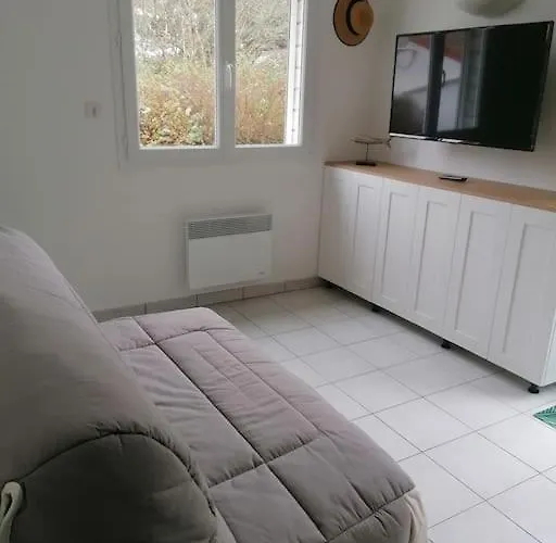 Le De Laura Feriehus *