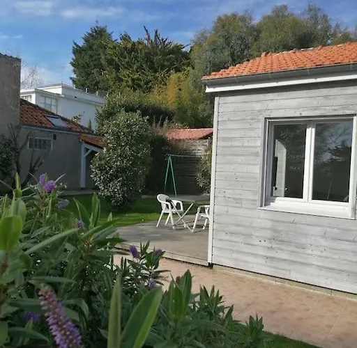 Le De Laura Feriehus *